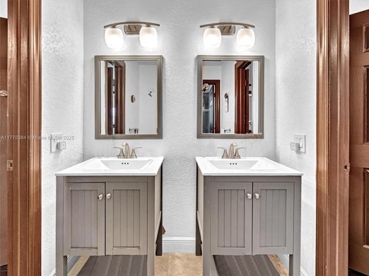 Bathroom, Dual Sink Vanities, Interior