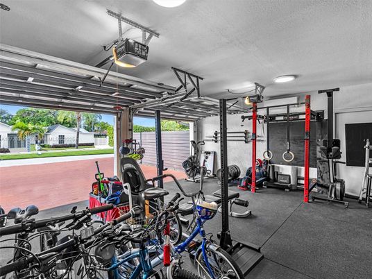 Fitness Equipment, Garage, Interior