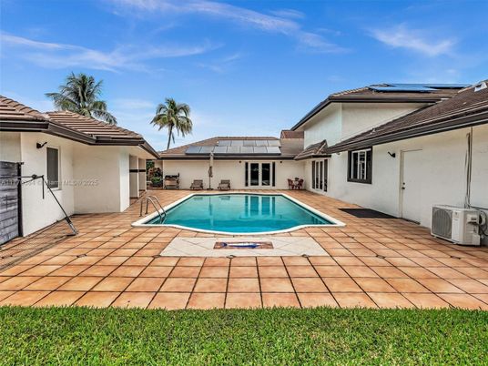 Exterior, Pool, Solar Panels
