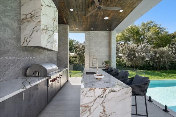 Exterior, Recessed Lighting