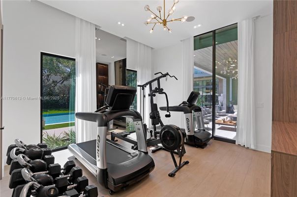 Fitness Equipment, Interior, Pendant Lights, Recessed Lighting, Wood Texture Flooring