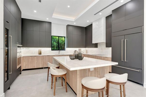 Interior, Kitchen, Recessed Lighting