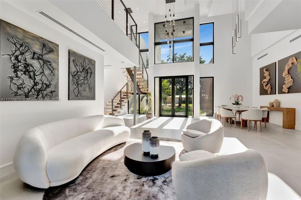 Dining room, Interior, Living room, Pendant Lights, Recessed Lighting