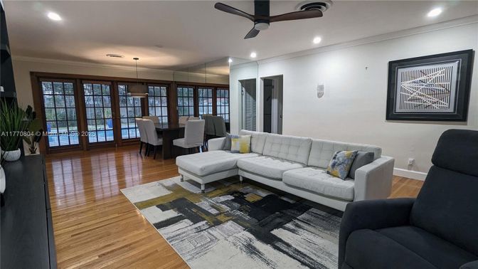 Dining room, Interior, Living room, Pendant Lights, Recessed Lighting, Wood Texture Flooring