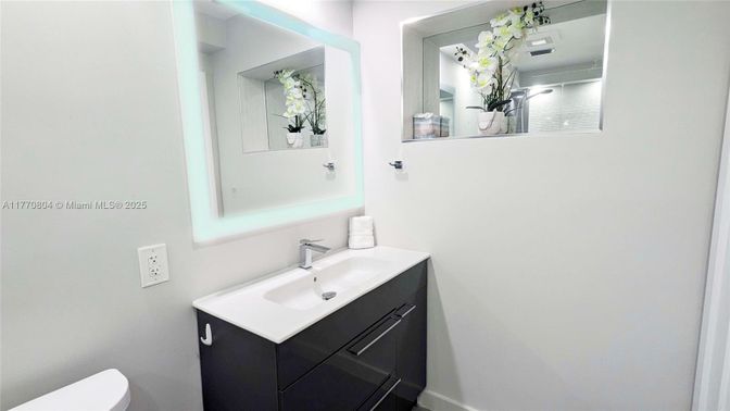 Bathroom, Interior