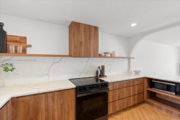 Interior, Kitchen, Marble Walls, Recessed Lighting, Wood Texture Flooring