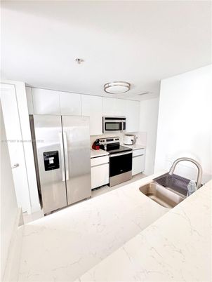 Interior, Kitchen, Marble, Stainless Steel Appliances