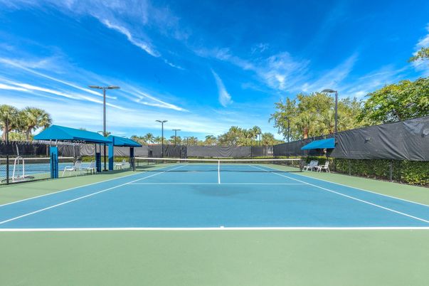 Exterior, Tennis Courts