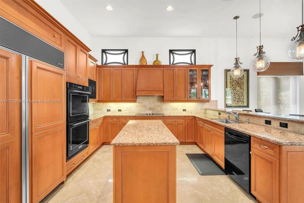 Interior, Kitchen, Pendant Lights, Recessed Lighting