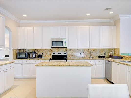 Interior, Kitchen, Recessed Lighting