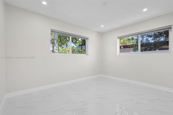 Empty room, Interior, Marble, Recessed Lighting