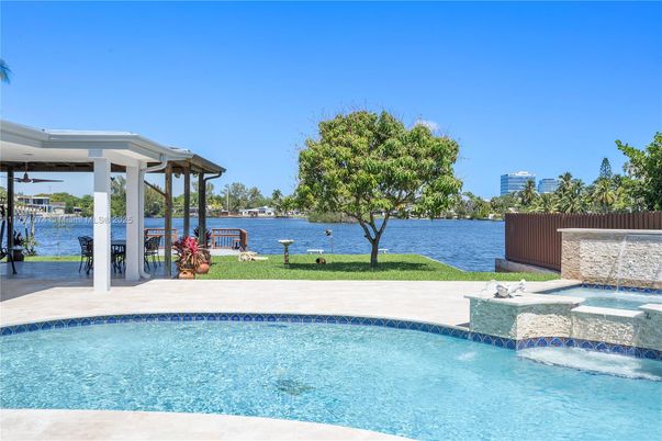 Exterior, Lake, Pool, Water
