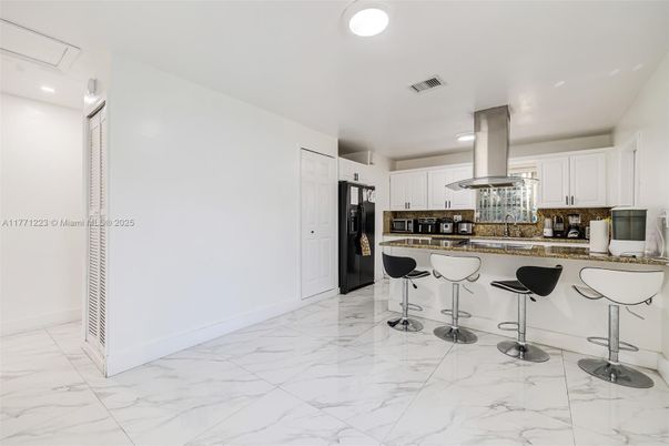 Interior, Kitchen, Marble, Recessed Lighting