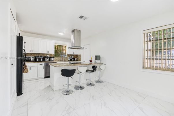 Interior, Kitchen, Marble, Recessed Lighting