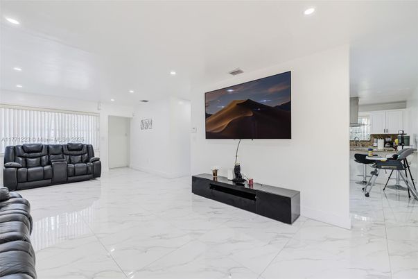 Interior, Kitchen, Living room, Marble, Recessed Lighting