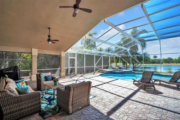 Glass Ceilings, Interior, Pool, Sun Room, Water