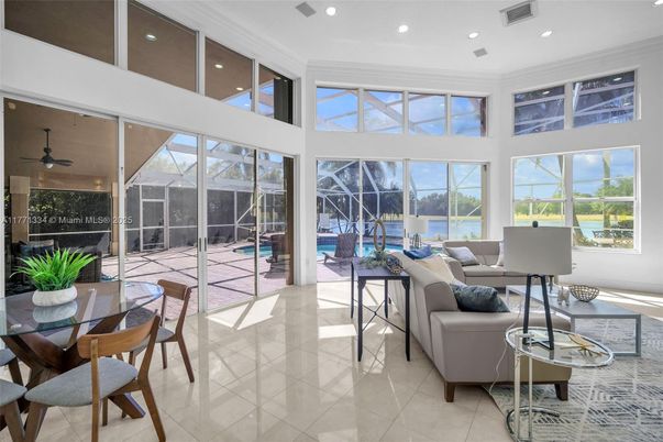 Dining room, Interior, Living room, Recessed Lighting, Sun Room