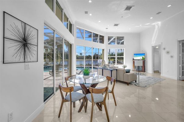 Dining room, Interior, Living room, Recessed Lighting, Water