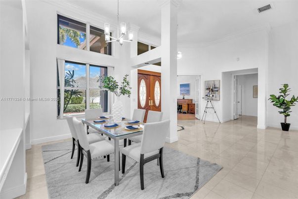 Dining room, Interior, Pendant Lights