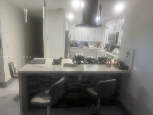 Interior, Kitchen, Marble, Pendant Lights, Recessed Lighting