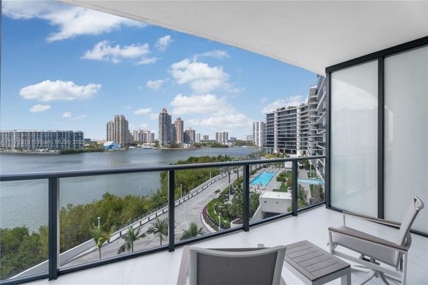 Water, Exterior, Other, Skyline
