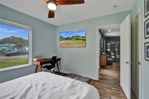 Bedroom, Home Office, Interior, Recessed Lighting, Wood Texture Flooring