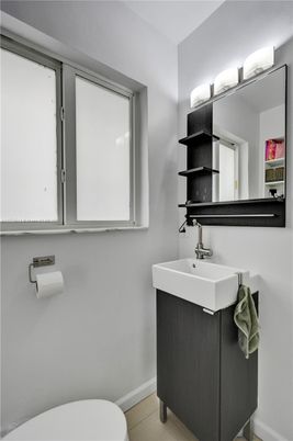 Bathroom, Interior