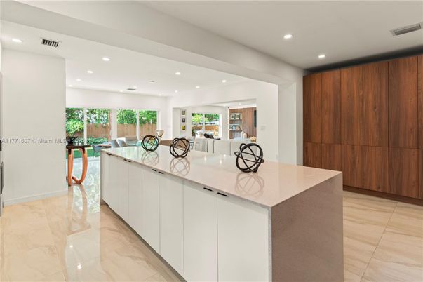 Interior, Kitchen, Recessed Lighting
