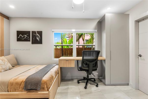 Bedroom, Home Office, Interior, Marble, Recessed Lighting