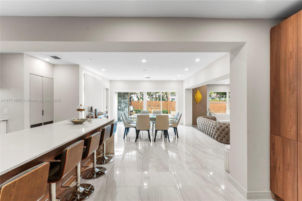 Dining room, Interior, Marble, Recessed Lighting