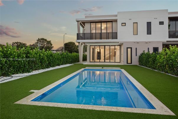 Backyard, Exterior, Pool