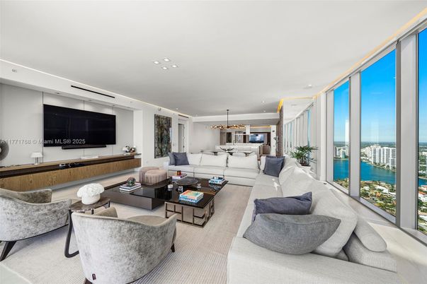 Interior, Living room, Pendant Lights, Recessed Lighting, Water