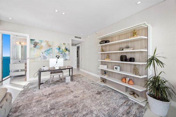 Home Office, Interior, Recessed Lighting
