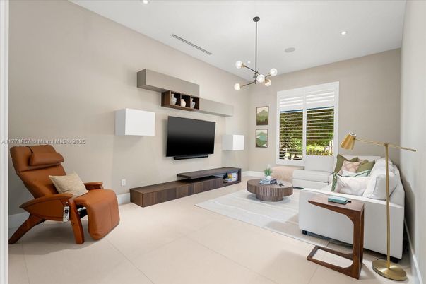 Interior, Living room, Pendant Lights, Recessed Lighting