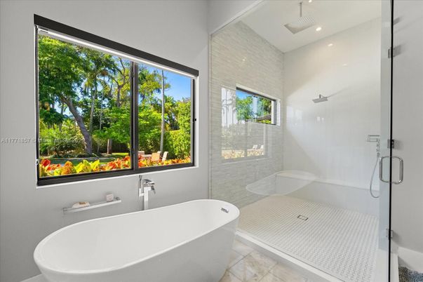 Bathroom, Free Standing Baths, Glass Shower, Interior, Recessed Lighting