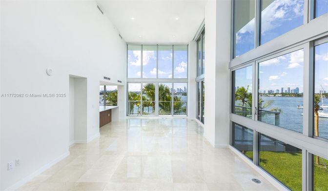 Interior, Recessed Lighting, Water