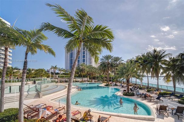 Exterior, Pool, Water