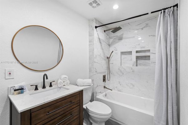 Bathroom, Interior, Marble Walls, Recessed Lighting