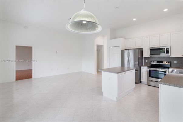 Interior, Kitchen, Pendant Lights, Recessed Lighting, Stainless Steel Appliances