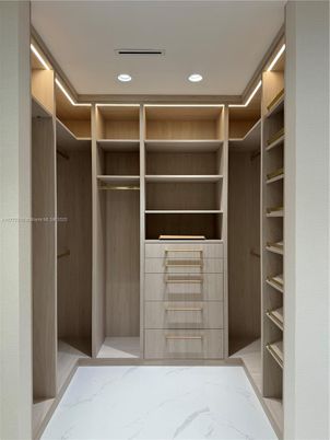 Interior, Marble, Recessed Lighting, Walk-in Closets