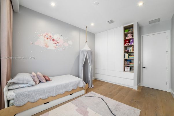 Bedroom, Interior, Pendant Lights, Recessed Lighting, Wood Texture Flooring