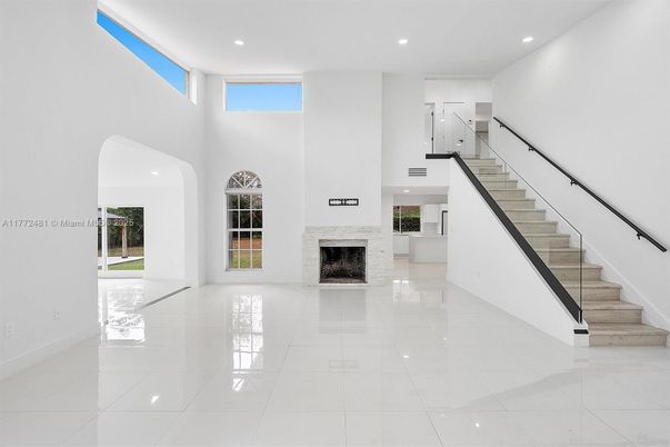 Fireplace, Interior, Recessed Lighting