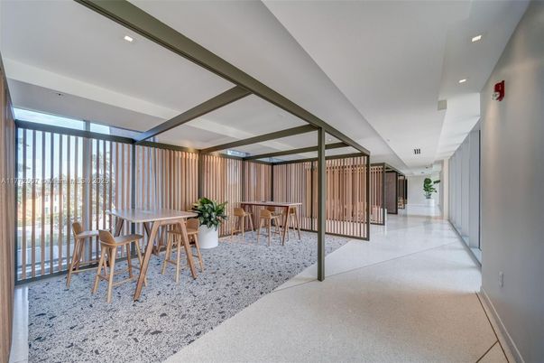 Dining room, Interior, Recessed Lighting
