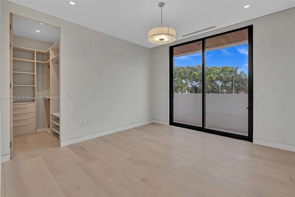 Empty room, Interior, Pendant Lights, Recessed Lighting, Wood Texture Flooring