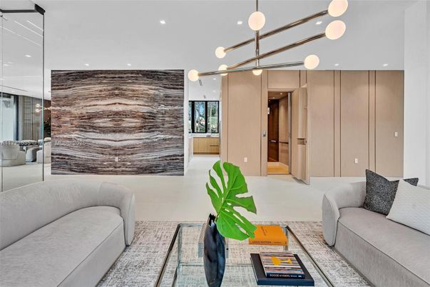 Interior, Living room, Pendant Lights, Recessed Lighting
