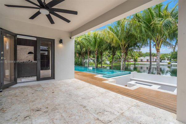 Exterior, Pool, Water