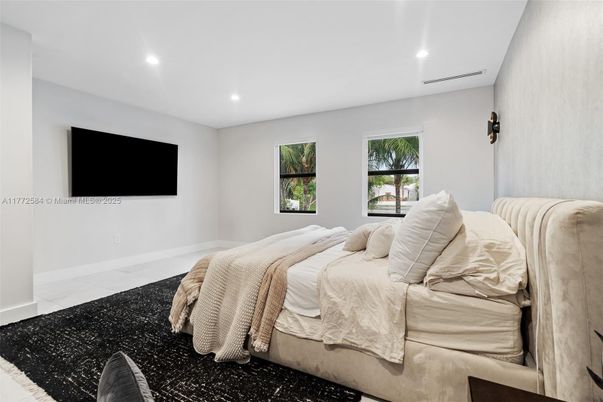 Bedroom, Interior, Recessed Lighting
