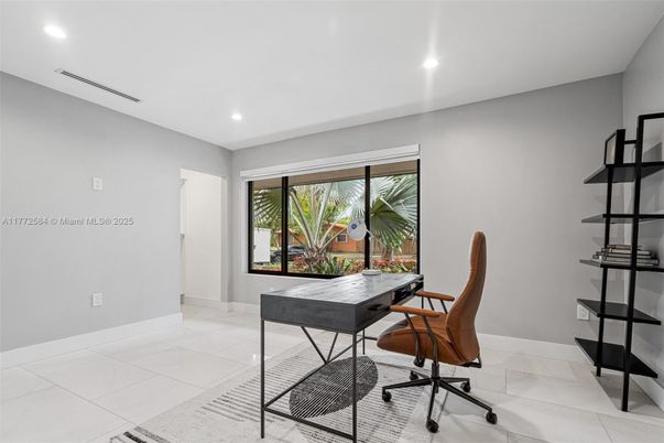 Home Office, Interior, Recessed Lighting
