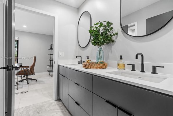Bathroom, Dual Sink Vanities, Interior, Marble, Recessed Lighting