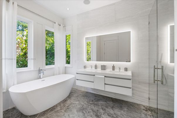 Bathroom, Dual Sink Vanities, Free Standing Baths, Glass Shower, Interior, Recessed Lighting